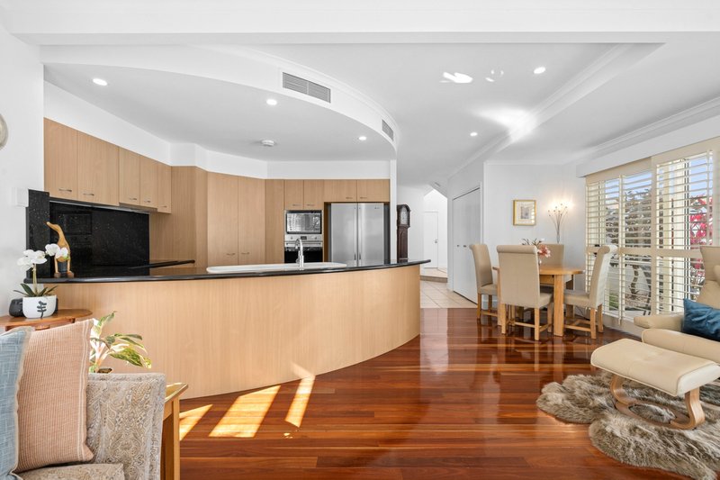 Photo - 2/49 Bluefin Court, Noosaville QLD 4566 - Image 5