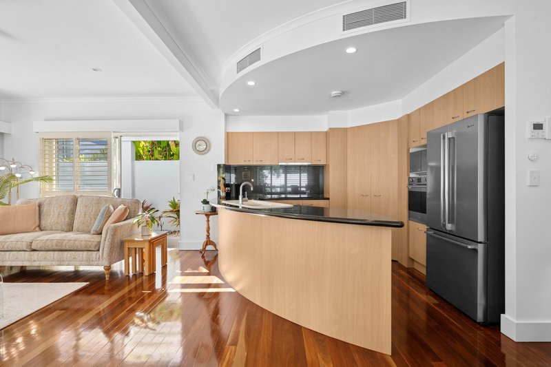 Photo - 2/49 Bluefin Court, Noosaville QLD 4566 - Image 6