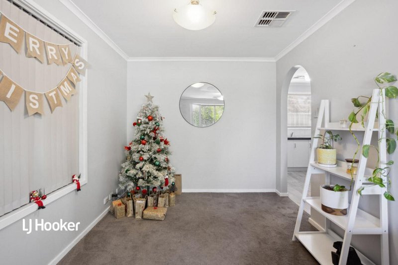 Photo - 2/49 Centre Street, Largs Bay SA 5016 - Image 4