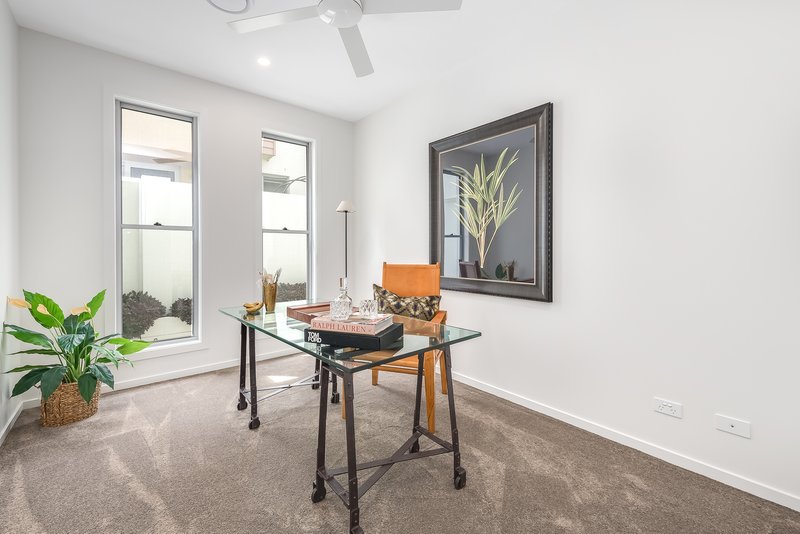 Photo - 2/49 Compass Drive, Biggera Waters QLD 4216 - Image 9