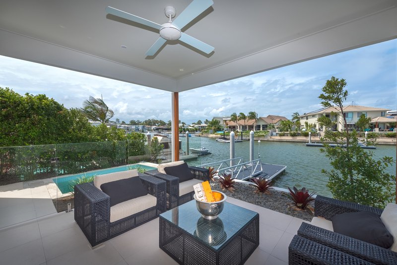 Photo - 2/49 Compass Drive, Biggera Waters QLD 4216 - Image 21