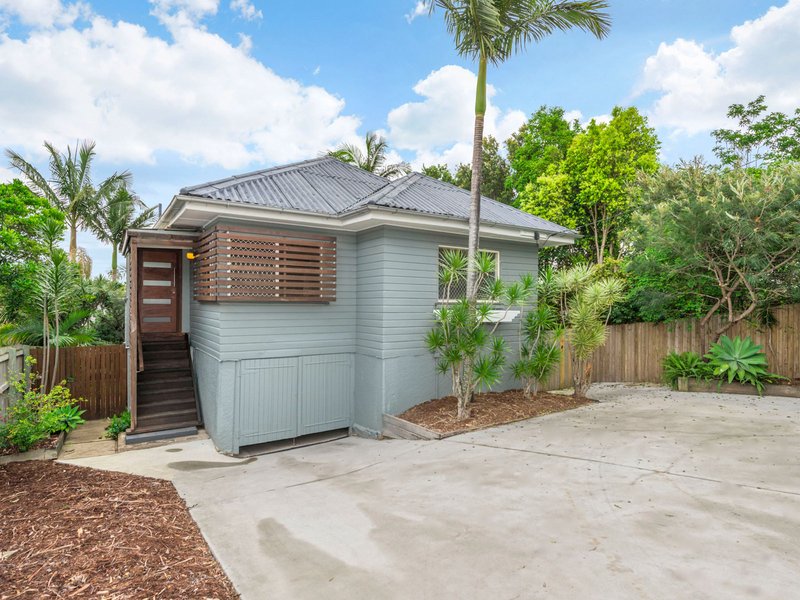 Photo - 249 Edinburgh Castle Road, Wavell Heights QLD 4012 - Image 11