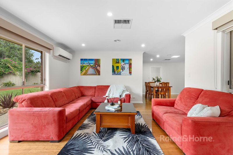 Photo - 249 Elizabeth Drive, Sunbury VIC 3429 - Image 5