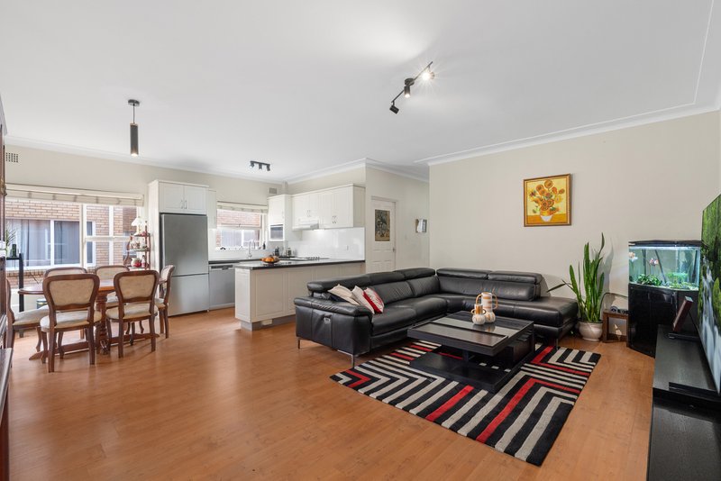 Photo - 2/49 Harrow Road, Bexley NSW 2207 - Image 1