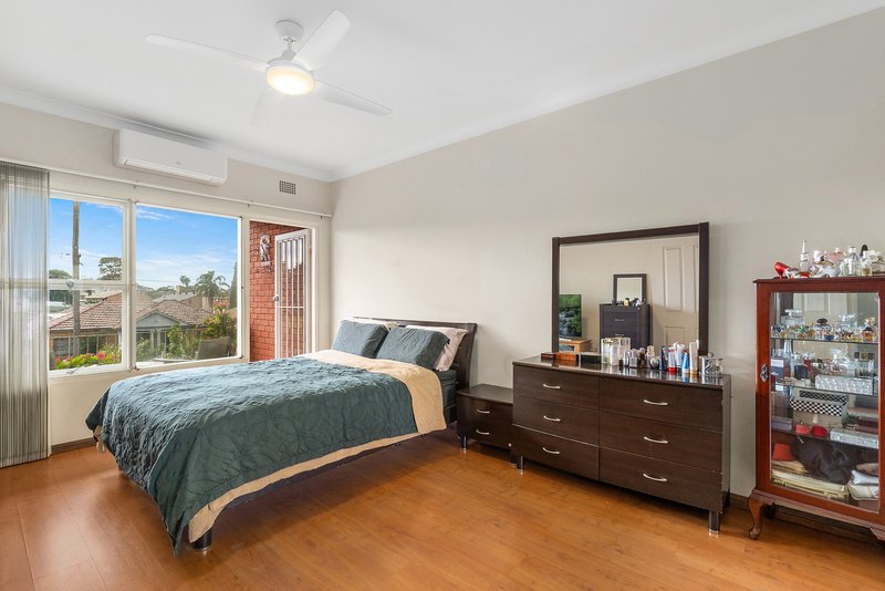 Photo - 2/49 Harrow Road, Bexley NSW 2207 - Image 3