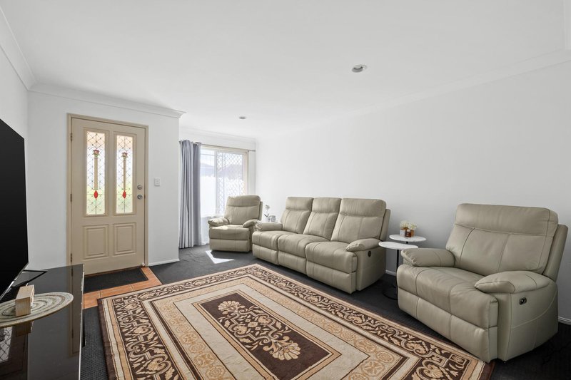 Photo - 24/9 Hillview Street, Runcorn QLD 4113 - Image 3