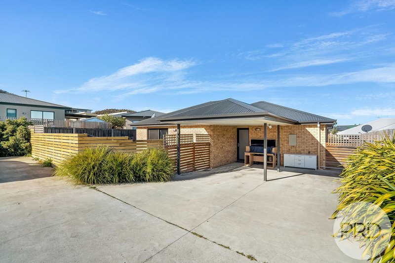 2/49 Mariah Crescent, Oakdowns TAS 7019