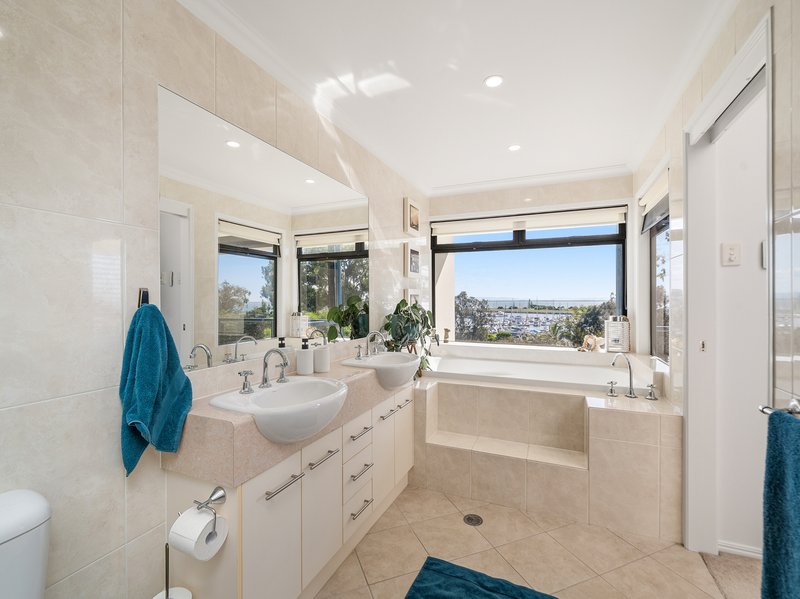 Photo - 2/49 North Quay, Scarborough QLD 4020 - Image 19