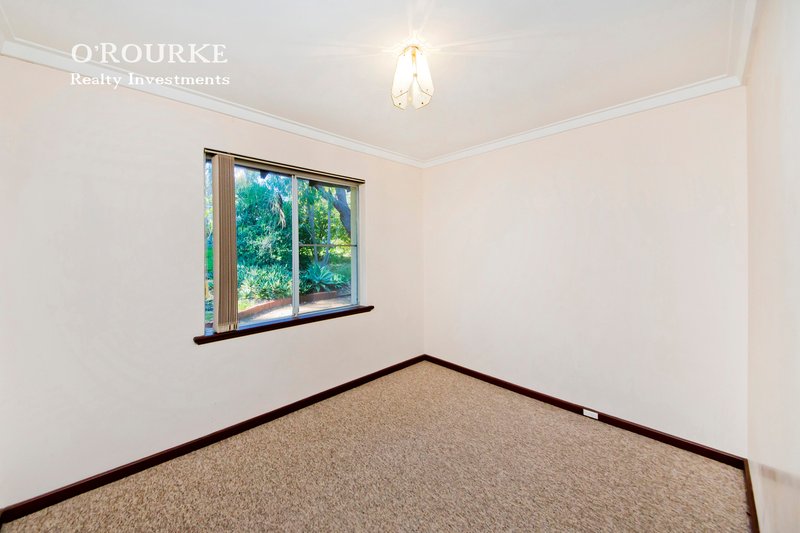 Photo - 2/49 Pawlett Way, Karrinyup WA 6018 - Image 12