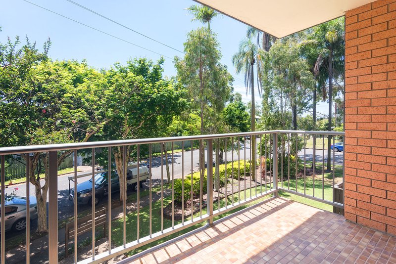 Photo - 2/49 Railway Parade, Clayfield QLD 4011 - Image 6