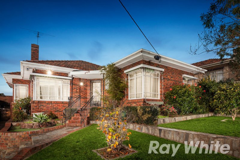 249 Warrigal Road, Burwood VIC 3125