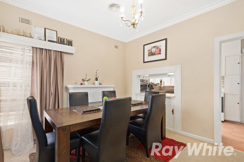 Photo - 249 Warrigal Road, Burwood VIC 3125 - Image 2