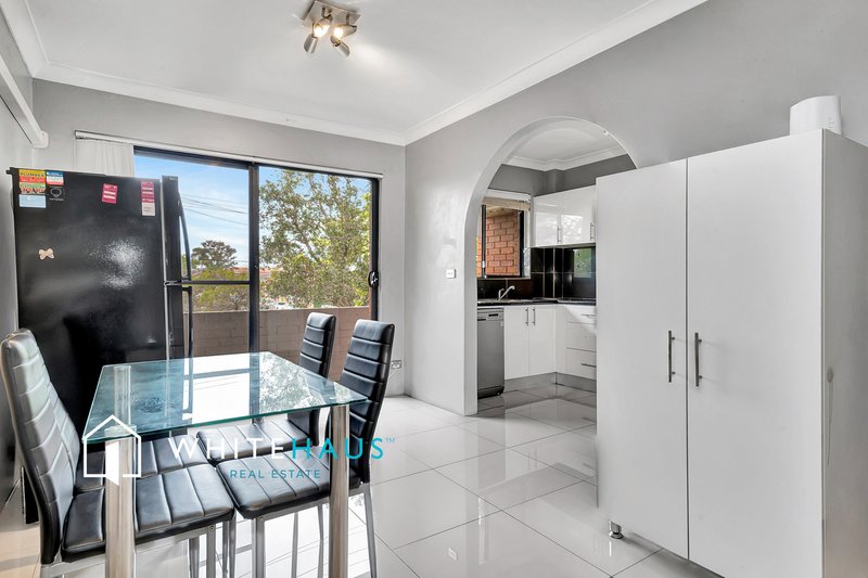 Photo - 2/496 Merrylands Road, Merrylands NSW 2160 - Image 3