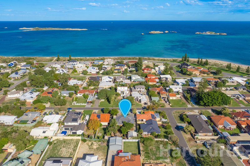 Photo - 24A & 24B Gloucester Avenue, Shoalwater WA 6169 - Image 3