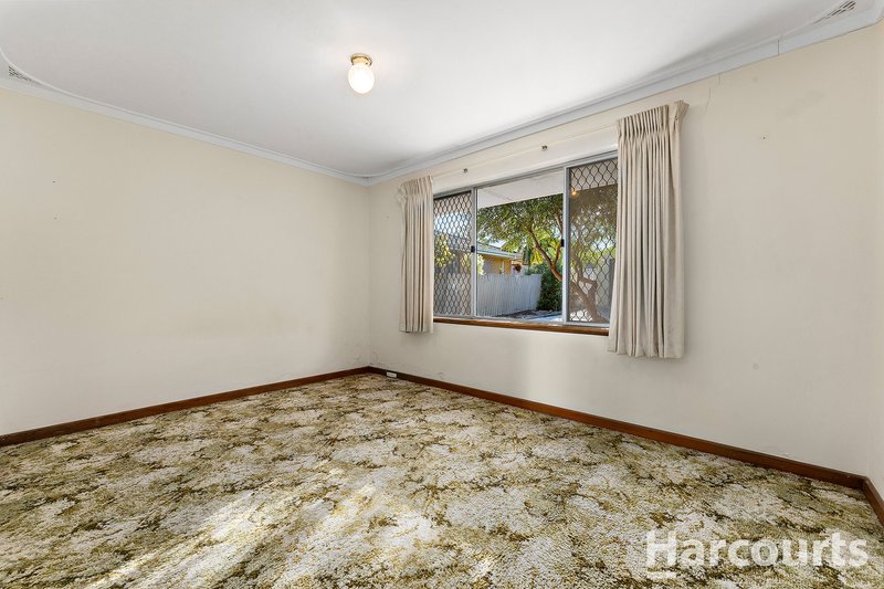 Photo - 24A & 24B Gloucester Avenue, Shoalwater WA 6169 - Image 12