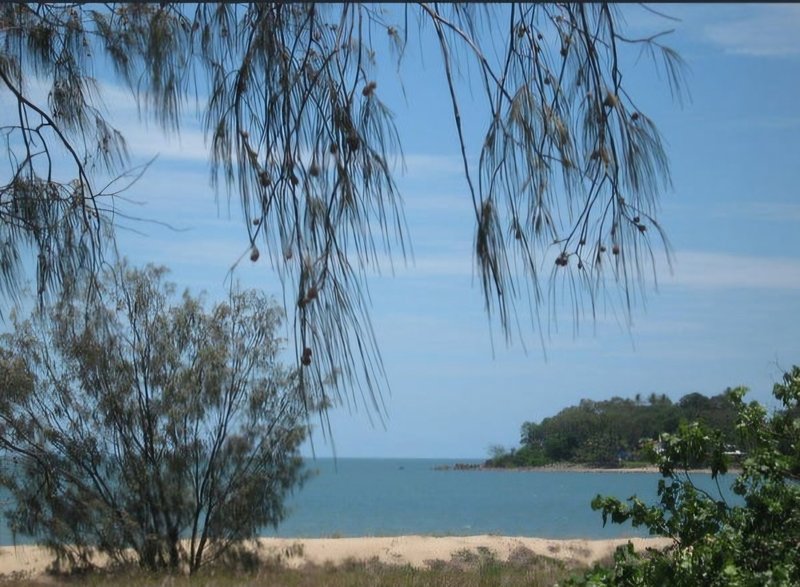 Photo - 24a Binnington Esplanade, East Mackay QLD 4740 - Image 13