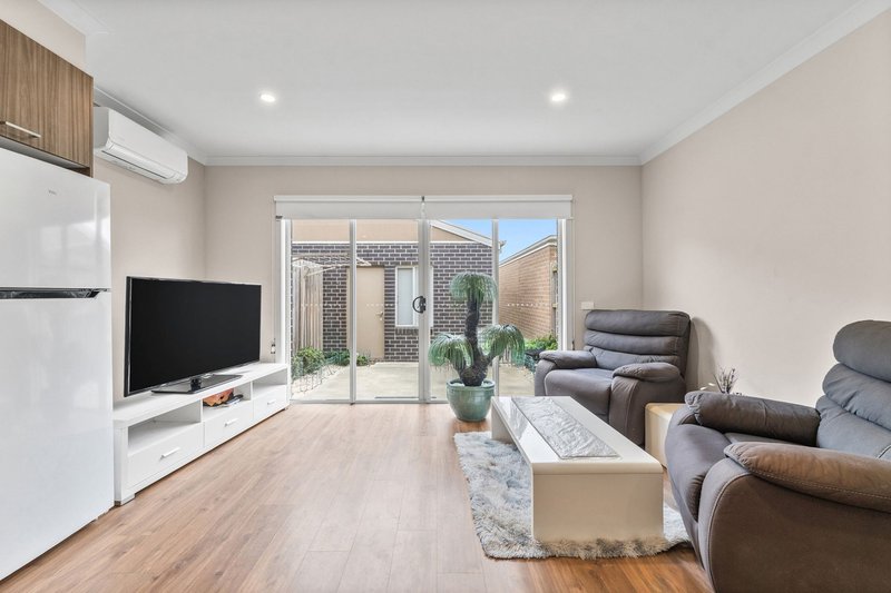 Photo - 24A Bridge Road, Officer VIC 3809 - Image 5