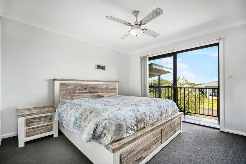 Photo - 24A Cabbage Tree Palm Crescent, Pelican NSW 2281 - Image 4