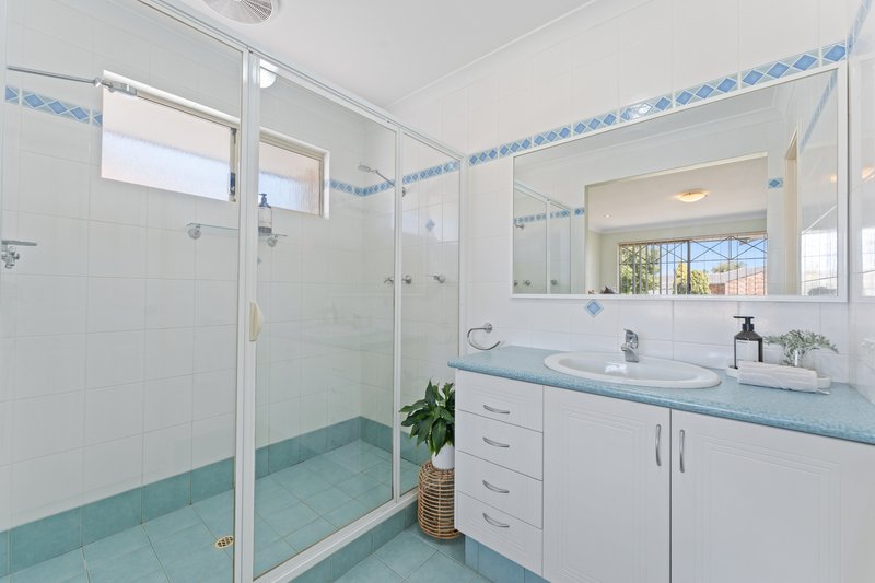 Photo - 24a Chalmers Avenue, Waikiki WA 6169 - Image 6