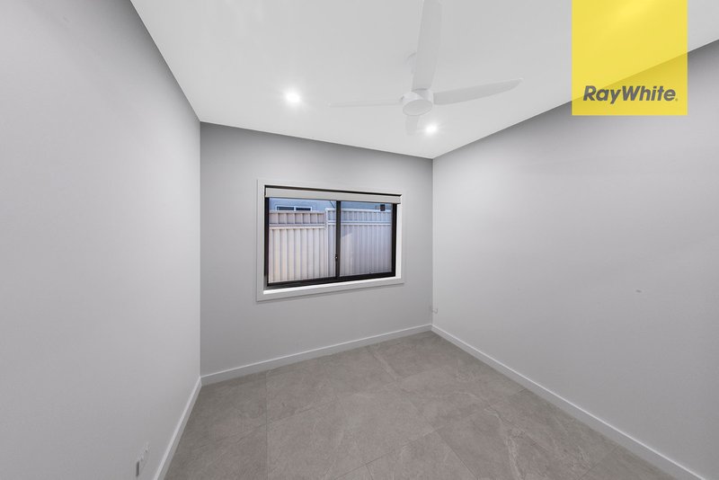 Photo - 24A Dell Street, Woodpark NSW 2164 - Image 6