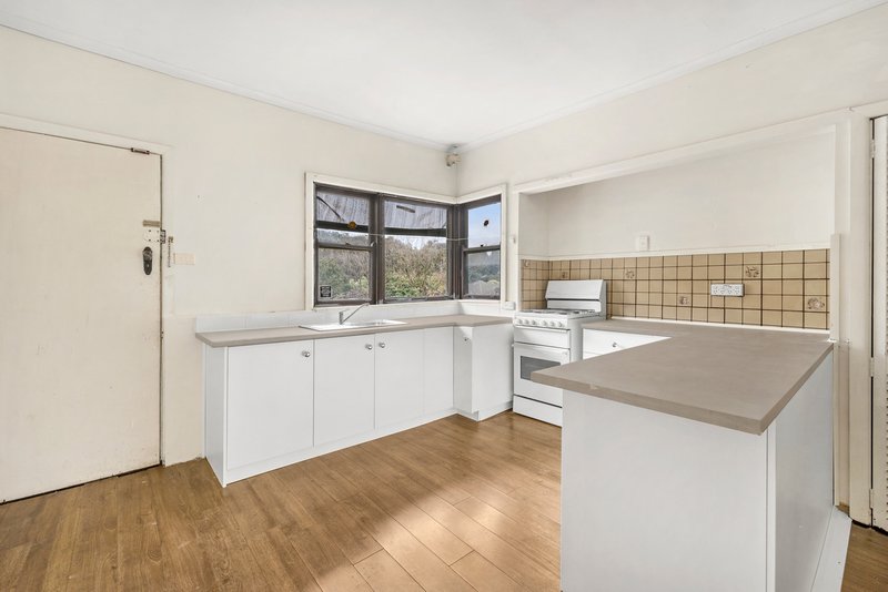 Photo - 24a Forest Road, Ferntree Gully VIC 3156 - Image 4
