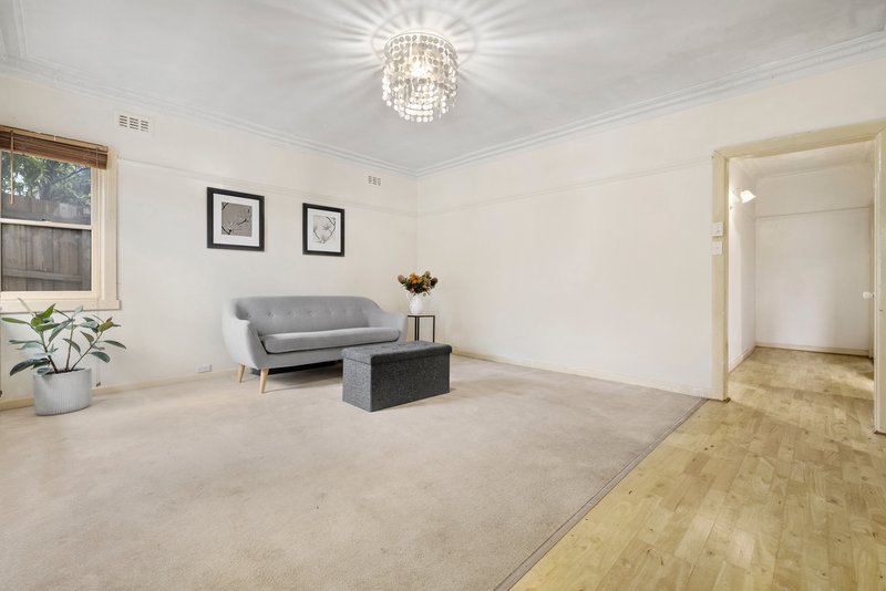 Photo - 24a Forest Road, Ferntree Gully VIC 3156 - Image 9