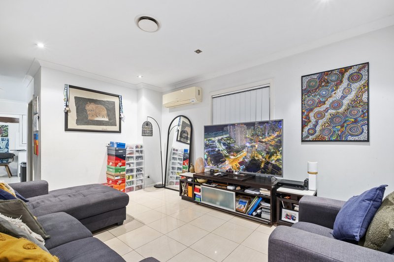 Photo - 24A Kenyon Crescent, Doonside NSW 2767 - Image 3