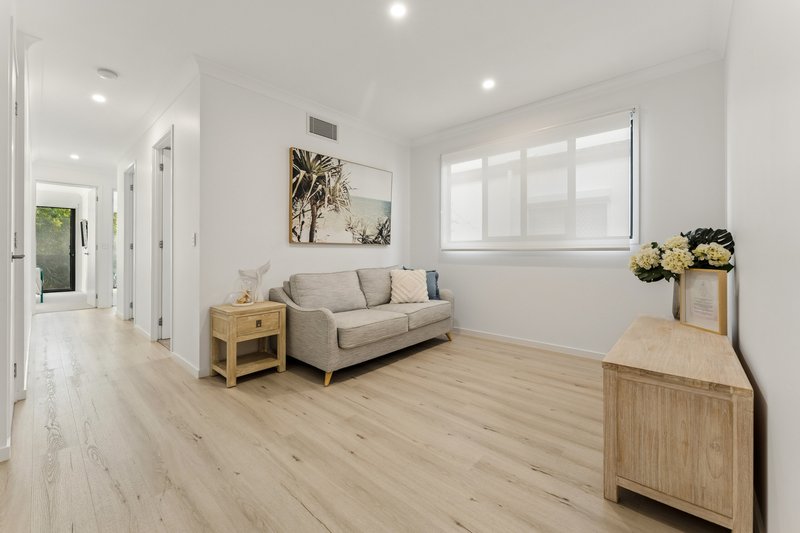 Photo - 24A Muscovey Avenue, Paradise Point QLD 4216 - Image 7