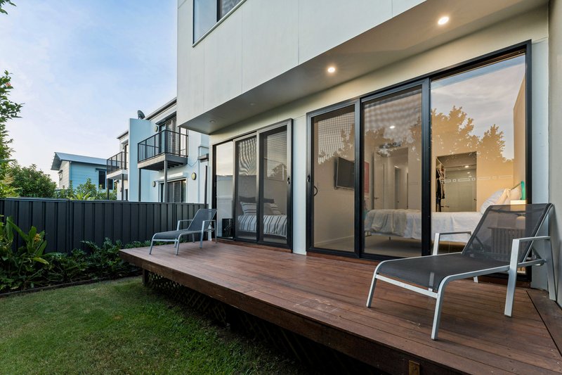 Photo - 24A Muscovey Avenue, Paradise Point QLD 4216 - Image 18