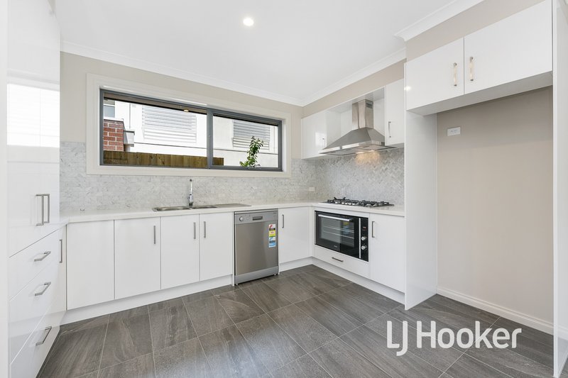 Photo - 24A Wilma Avenue, Dandenong VIC 3175 - Image 3