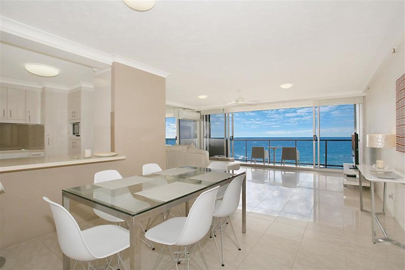 Photo - 24B/ 5 Clifford Street, Surfers Paradise QLD 4217 - Image 2