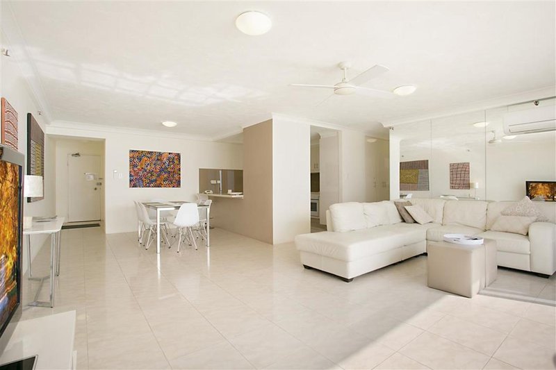 Photo - 24B/ 5 Clifford Street, Surfers Paradise QLD 4217 - Image 3