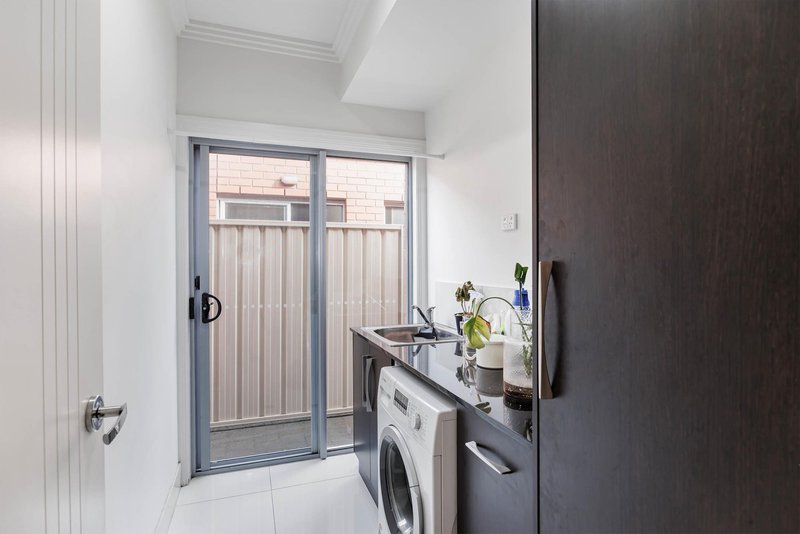 Photo - 2/4B Ayr Avenue, Seaton SA 5023 - Image 11