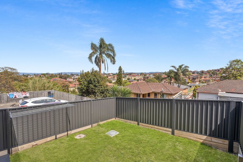 Photo - 24B Hurry Crescent, Warrawong NSW 2502 - Image 10