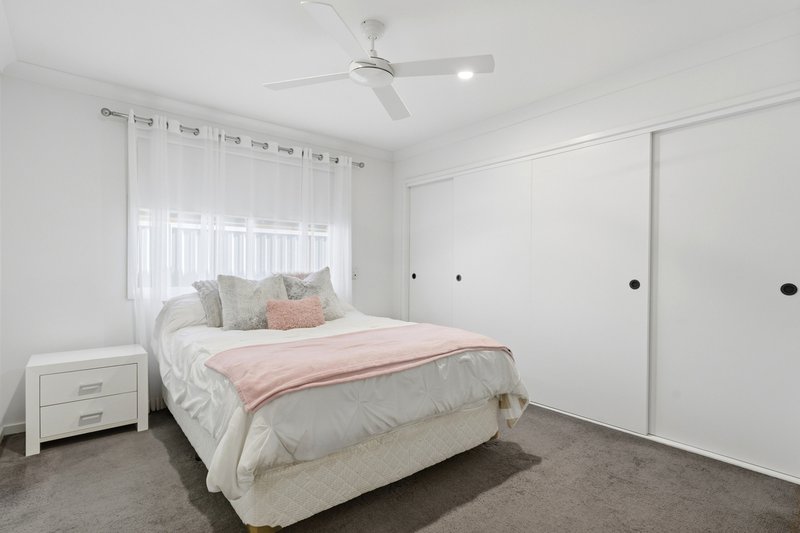 Photo - 24B James Watt Drive, Chittaway Bay NSW 2261 - Image 9