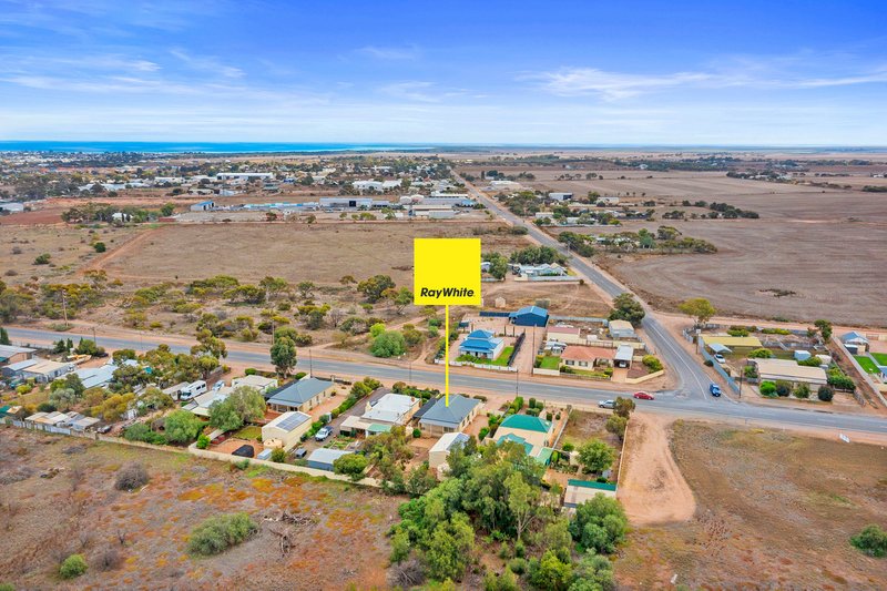 Photo - 24B Kadina Road, Moonta SA 5558 - Image 14