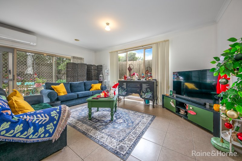 Photo - 24B Keith Avenue, Sunbury VIC 3429 - Image 2