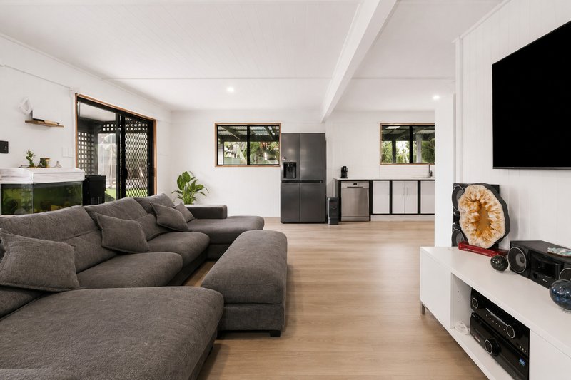 Photo - 24B Outlook Avenue, Lower Beechmont QLD 4211 - Image 7