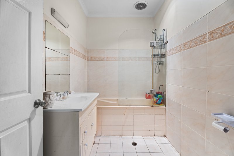 Photo - 25 & 25a Maranie Avenue, St Marys NSW 2760 - Image 11