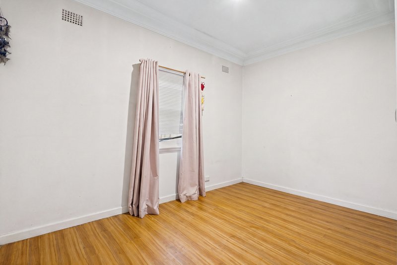 Photo - 25 & 25a Maranie Avenue, St Marys NSW 2760 - Image 13