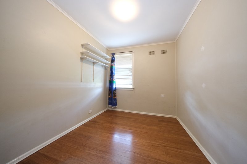 Photo - 25 & 25B Quiros Avenue, Fairfield West NSW 2165 - Image 7