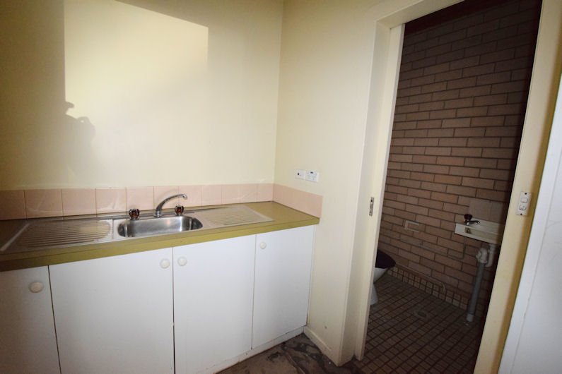 Photo - 25 - 29 Napier Street, Deniliquin NSW 2710 - Image 9