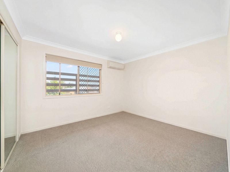 Photo - 2/5-7 Keenan Street, Margate QLD 4019 - Image 7
