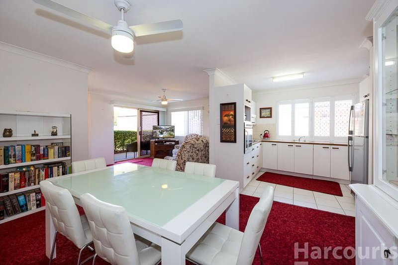 Photo - 2/5-7 Wattle Avenue, Bongaree QLD 4507 - Image 2