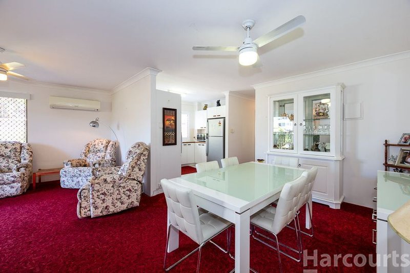 Photo - 2/5-7 Wattle Avenue, Bongaree QLD 4507 - Image 3