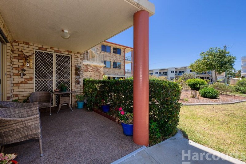 Photo - 2/5-7 Wattle Avenue, Bongaree QLD 4507 - Image 6