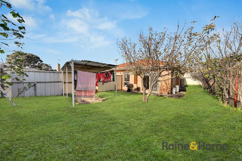 Photo - 25 A Hartington Street, Glenroy VIC 3046 - Image 4