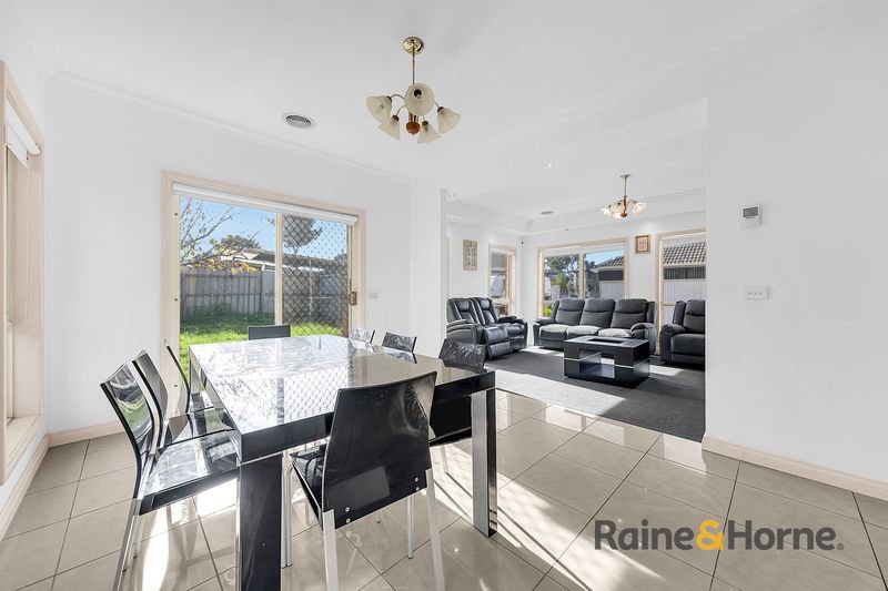 Photo - 25 A Hartington Street, Glenroy VIC 3046 - Image 10