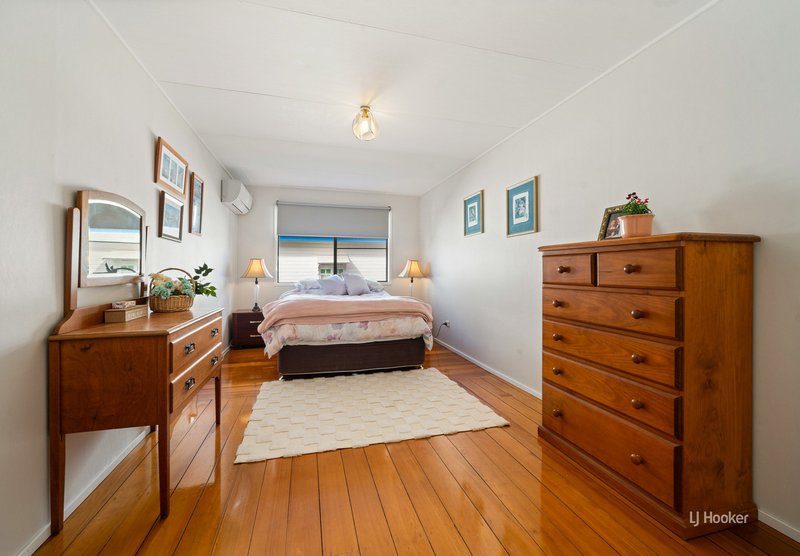 Photo - 25 Abbotsford Street, Toogoolawah QLD 4313 - Image 6