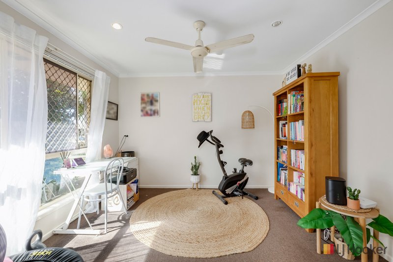 Photo - 25 Acacia Street, Moore Park Beach QLD 4670 - Image 8